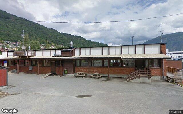 Fosshaugane campus – sandvolleyballbane i Sogndal